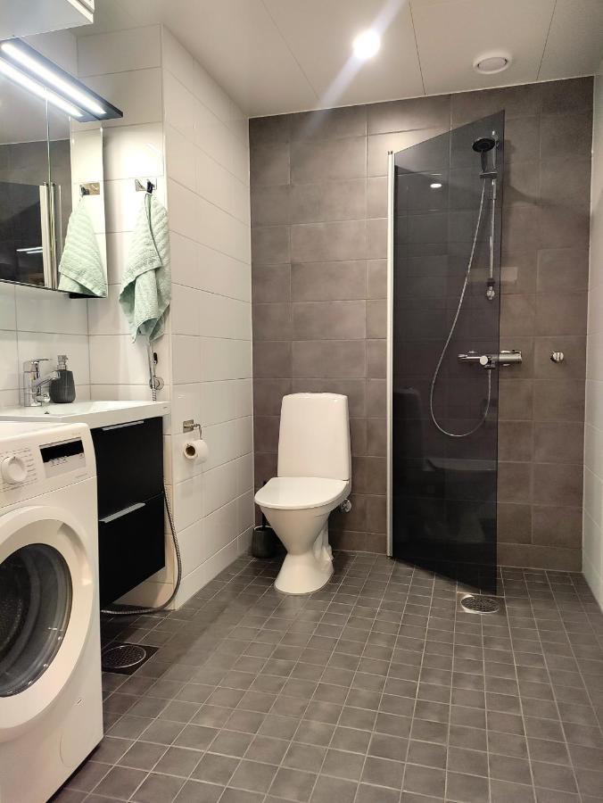 Fully Equipped New Apartment With Free Parking Тампере Екстериор снимка